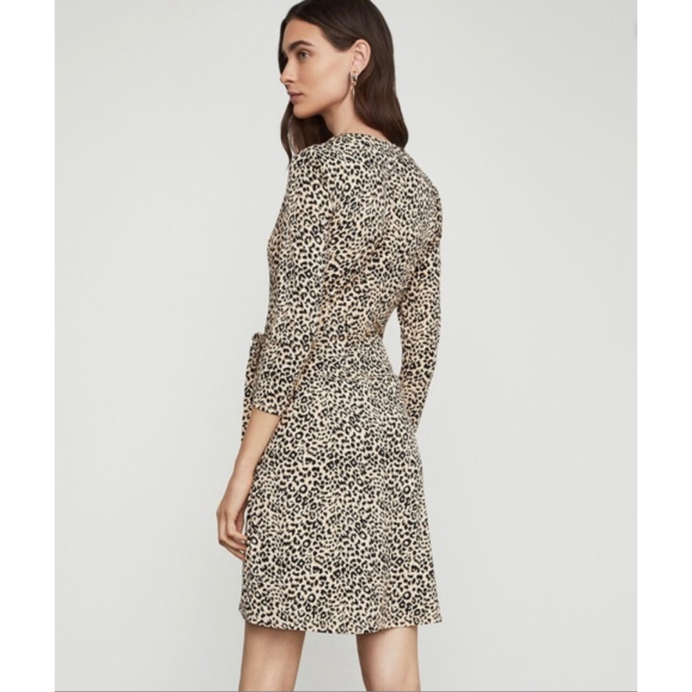 BCBG Max Azria Leopard 3/4 Sleeve Wrap Dress Size Large NWT - Picture 3 of 10